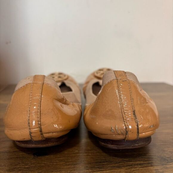 Tory Burch Tan Nude Caroline Patent Leather Ballet Flats - Picture 9 of 9